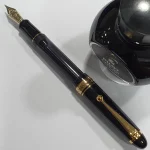 Pilot Custom 823 Fountain Pen - Smoke Black GT FREE INK BOTTLE - Image 4